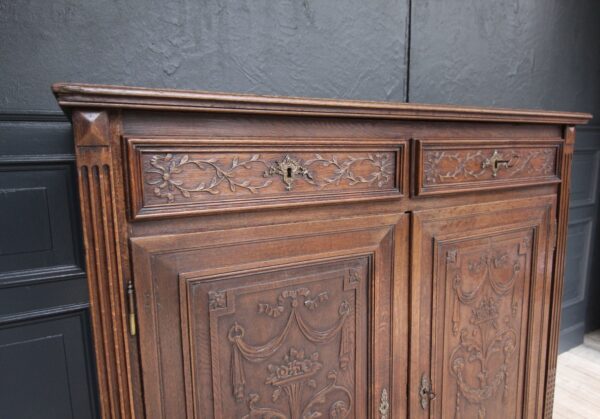 19th Century Louis XVI Style Oak Cabinet – Bild 28