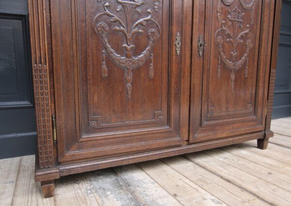 19th Century Louis XVI Style Oak Cabinet – Bild 29