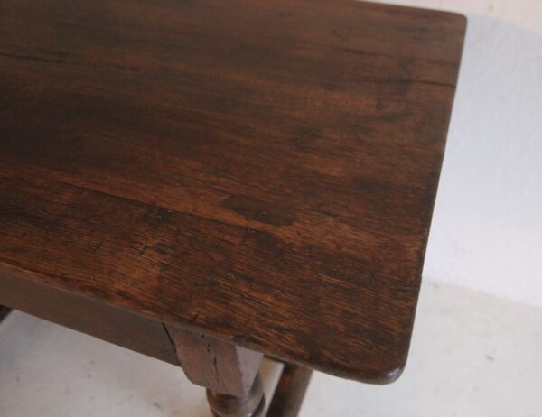 19th Century Rustic Oak Side Table or Serving Table – Bild 6