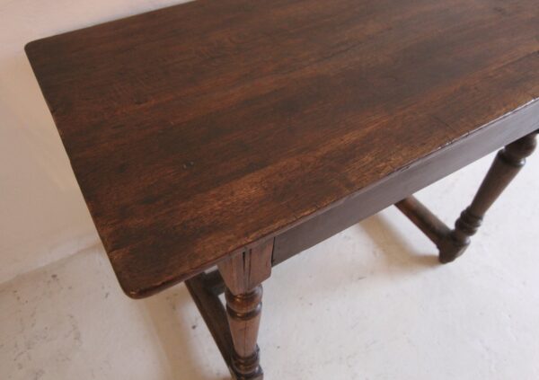 19th Century Rustic Oak Side Table or Serving Table – Bild 7