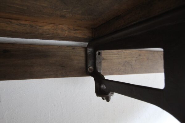 Early 20th Century Cast Iron and Wood Console Work Table – Bild 31