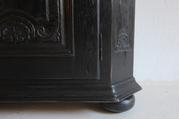 Ebonized German Oak Sideboard or Buffet from around 1800 – Bild 20