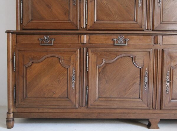 Large 19th Century French Buffet Cabinet or Cupboard – Bild 14