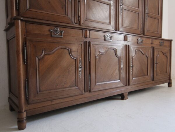 Large 19th Century French Buffet Cabinet or Cupboard – Bild 16