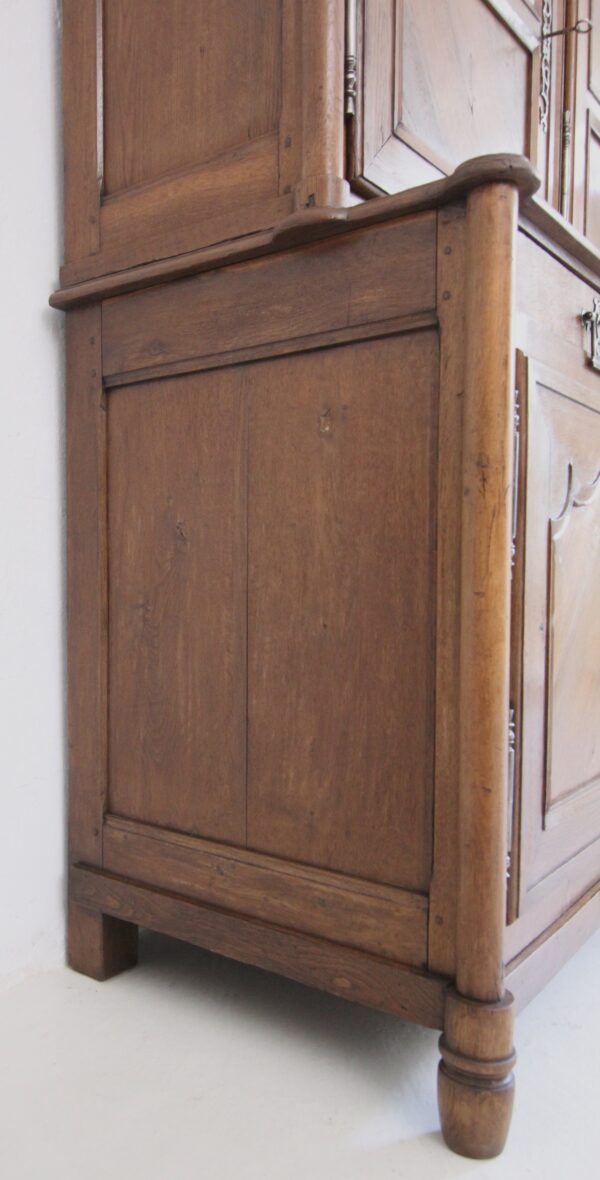 Large 19th Century French Buffet Cabinet or Cupboard – Bild 19