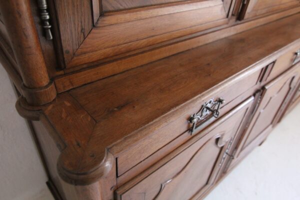 Large 19th Century French Buffet Cabinet or Cupboard – Bild 23