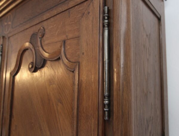 Large 19th Century French Buffet Cabinet or Cupboard – Bild 24