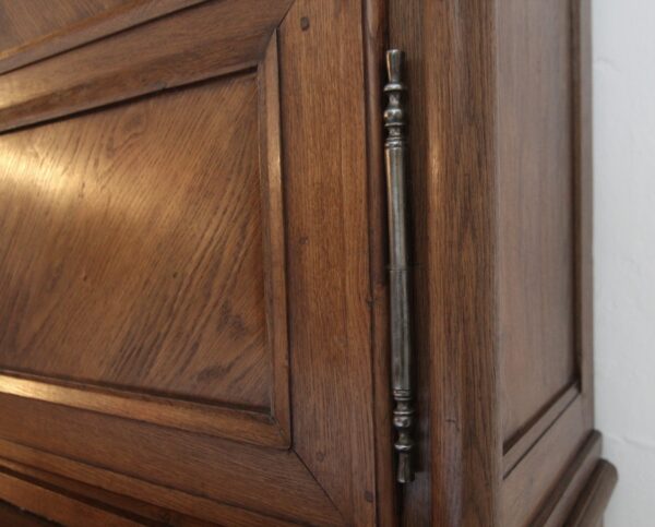 Large 19th Century French Buffet Cabinet or Cupboard – Bild 25