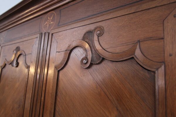 Large 19th Century French Buffet Cabinet or Cupboard – Bild 29