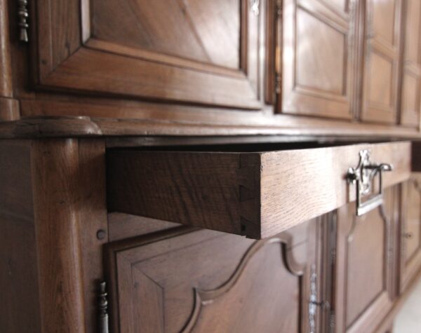 Large 19th Century French Buffet Cabinet or Cupboard – Bild 41
