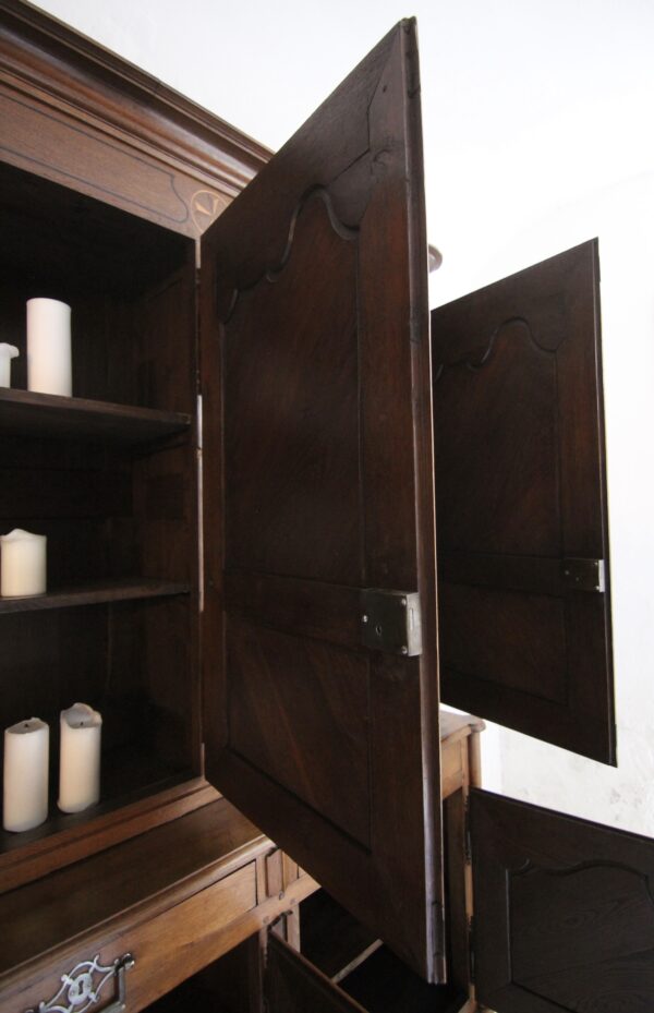 Large 19th Century French Buffet Cabinet or Cupboard – Bild 48