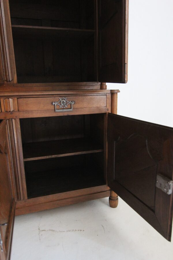 Large 19th Century French Buffet Cabinet or Cupboard – Bild 50