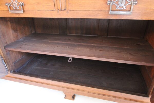 Large 19th Century French Buffet Cabinet or Cupboard – Bild 53